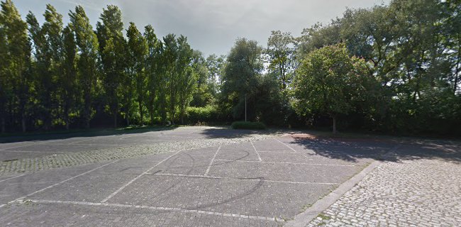 Parking begraafplaats Wondelgem