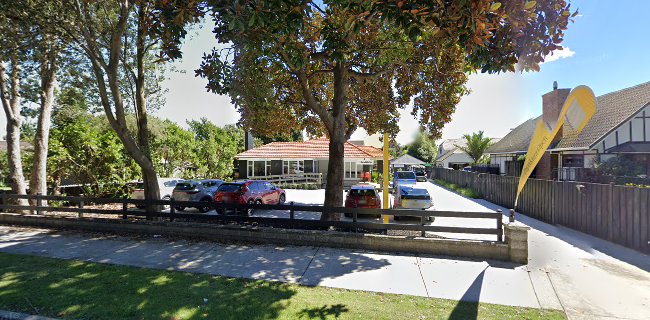 Reviews of Anthony Russell - Ray White Papakura in Auckland - Real estate agency