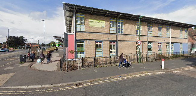 Reviews of Broxtowe Children's Centre in Nottingham - Shopping mall