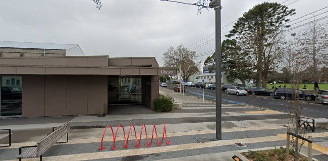 Paeroa Library - Library