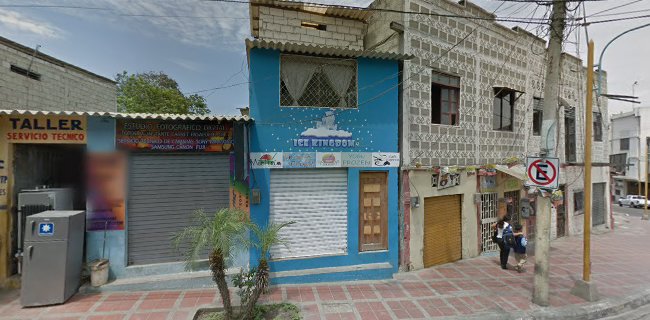 Dominican Barber Shop - La Libertad