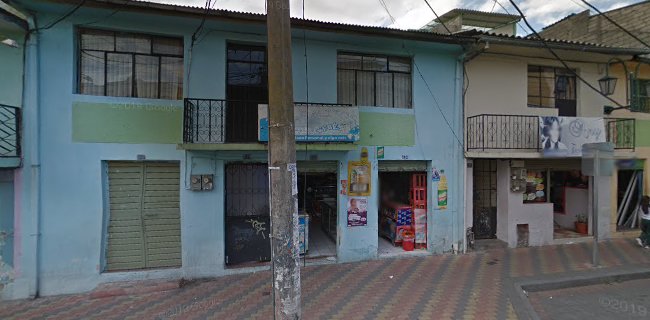 Calle, Bolivar 6-28 Centro de Sangolqui Sangolqui, Quito 171103, Ecuador