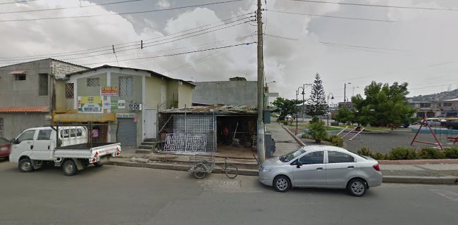 Opiniones de su farmacia la primicia en Guayaquil - Farmacia