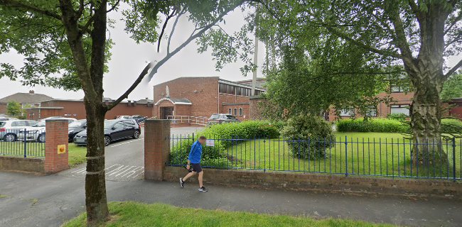 The Old Holy Rosary Parochial Club, Aintree Ln, Old Roan, Liverpool L10 2JJ, United Kingdom