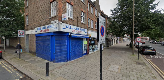Reviews of Well Hall Wines in London - Liquor store