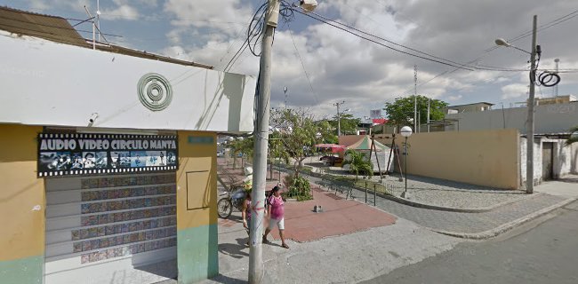 Avenida 215, Manta, Ecuador
