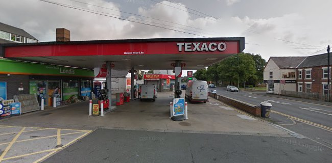 Texaco UK - Gas station