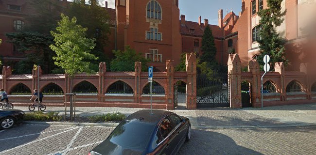 Opinie o Instytut Języka Polskiego UMK w Toruń - Szkoła
