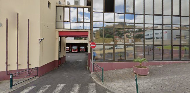 Av. Calouste Gulbenkian 14, 9000-011 Funchal, Portugal