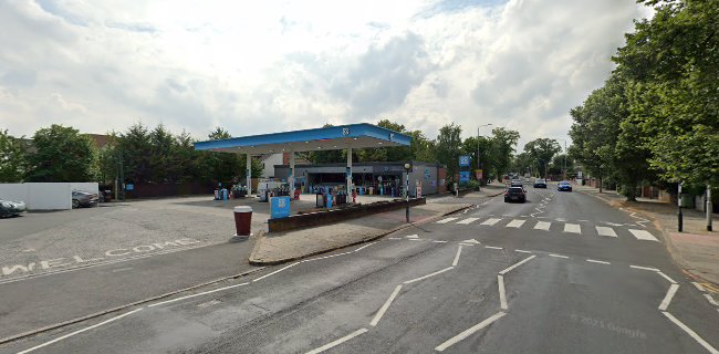 Co-op Food - Petrol Roundhay - Supermarket