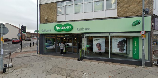 Specsavers Opticians and Audiologists - Keynsham - Optician