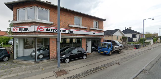 Anmeldelser af R.S. Automobiler i Østerbro - Bilforhandler