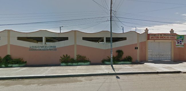 Opiniones de Escuela de Educación Básica HECTOR ENCALADA SANCHÉZ en Machala - Escuela