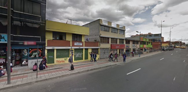 Av Napo y Paute Frente al Colegio Montufar, Quito 170121, Ecuador