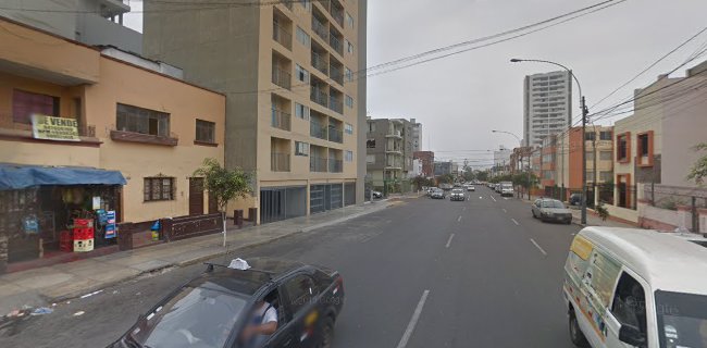 Lima, Av. Gral. Eugenio Garzón 2041, Jesús María 15072, Perú