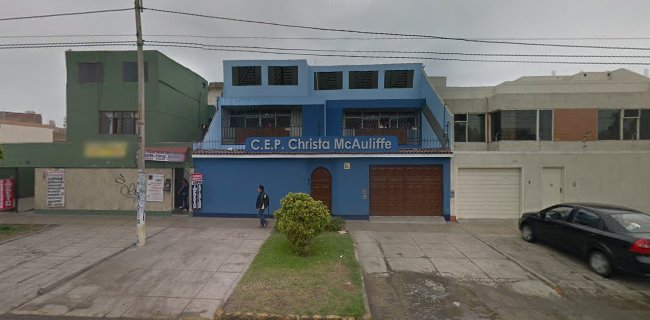 Colegio Christa McAuliffe - Trujillo