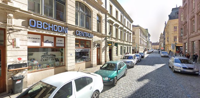 Recenze na Antikvariát Černý pes v Plzeň - Prodejna použitého oblečení