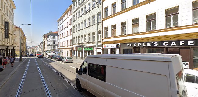 Recenze na Bazar a zastavárna v Praha - Prodejna použitého oblečení