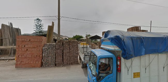 Av Manuel Valle 33, Cercado de Lima 15823, Perú