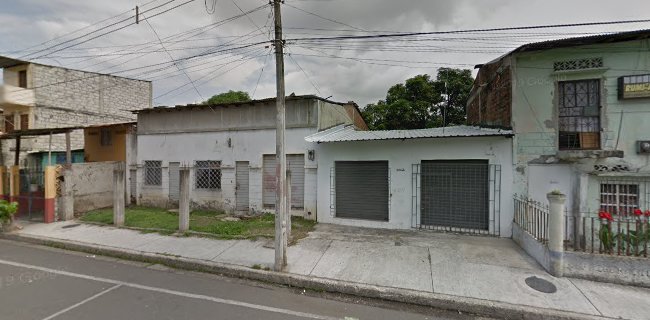 Lavadora y lubricadora Mis Angeles - Guayaquil