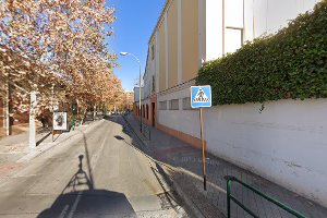 Parking Público Escolapios image