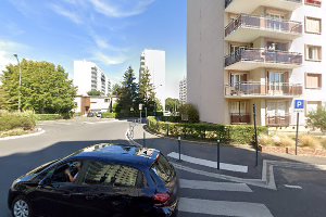 Trivaux Shopping Centre image