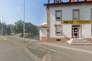 Hertz Location De Voitures - Montbeliard, Etupes - 23 Avenue De L'helvetie image