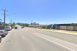 Hilltop Shopping Centre image