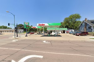 Sinclair Gas Station image