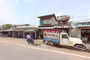 Traditional Beauty Parlour image