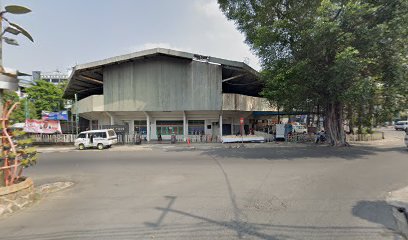 Gedung Olahraga Kaca Puri