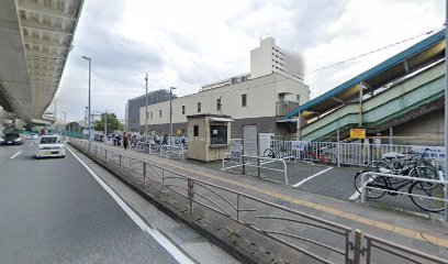 磯子駅東口自転車駐車場
