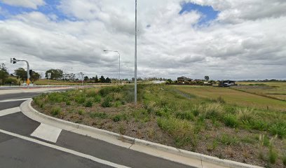 Kelvin Park Dr Near Bringelly Rd