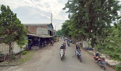 Gudang besi tua