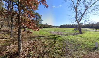 Trailhead Southern Woodlands Reservation