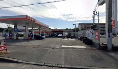 ニコニコレンタカー鎌倉手広店