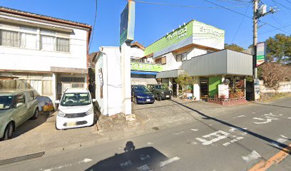 タイヤ専門店