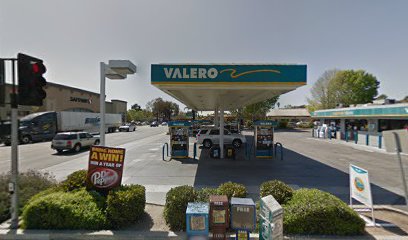 Valero/Corner Store