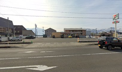 南魚沼サイクルステーション No.1 (セブンイレブン中越塩沢中央店)