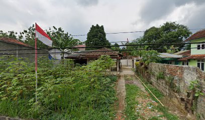 Makam Aki