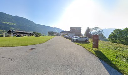 Parkplatz Schloss Schernberg