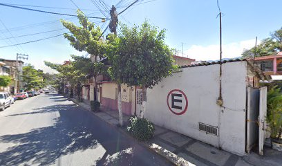 Estacionamiento Yaramin