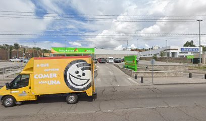 Estacionamiento de Bodega Aurrera