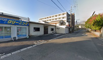 クリーニングのハルヤ 別府本店