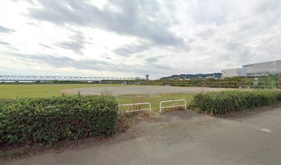 富士川河川敷憩いの広場野球場B面