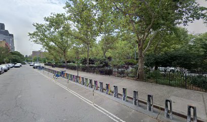 Citi Bike: E 2 St & Avenue C