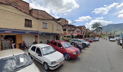 madre reina, los colores