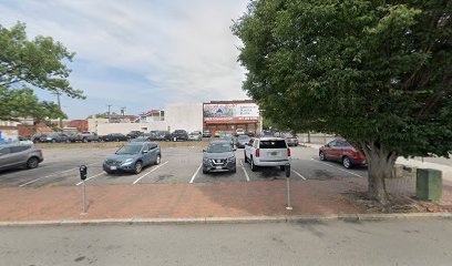219 E Main St Parking