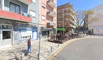 Casa Do Largo-imagem E Formação Lda