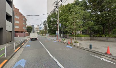 赤坂パークビル駐車場